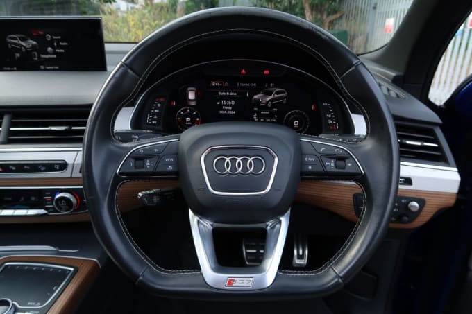 2024 Audi Sq7