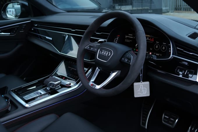 2025 Audi Rsq8