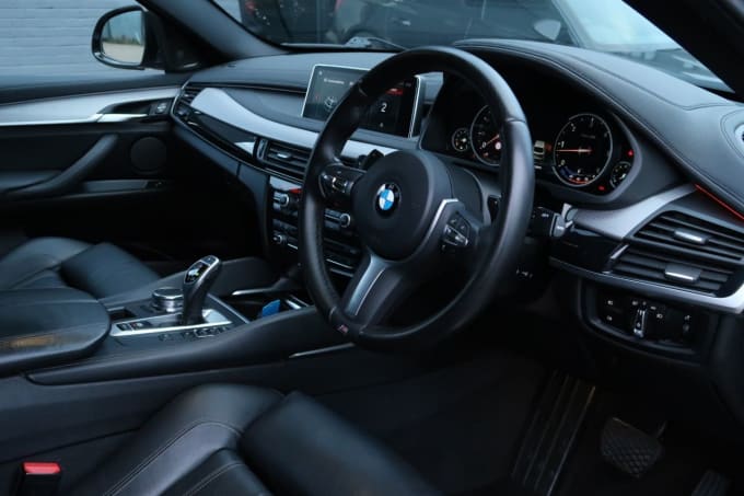 2025 BMW X6