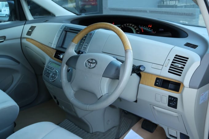 2025 Toyota Estima