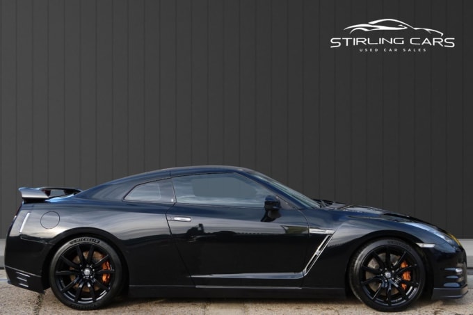 2025 Nissan Gt-r