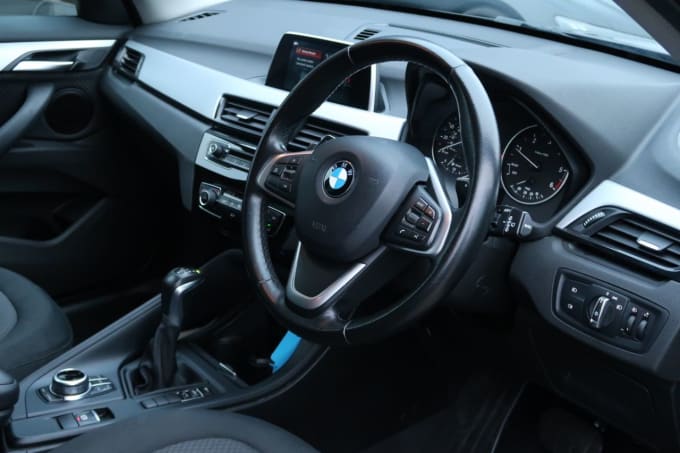 2025 BMW X1