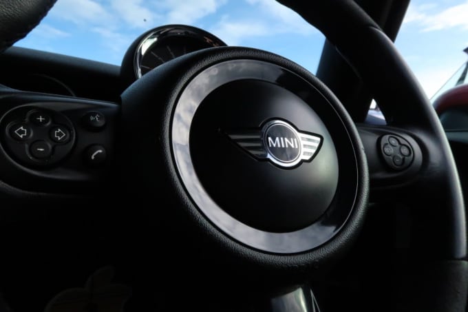 2025 Mini Hatch