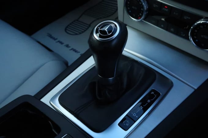 2025 Mercedes-benz C-class
