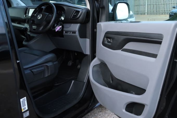 2025 Vauxhall Vivaro