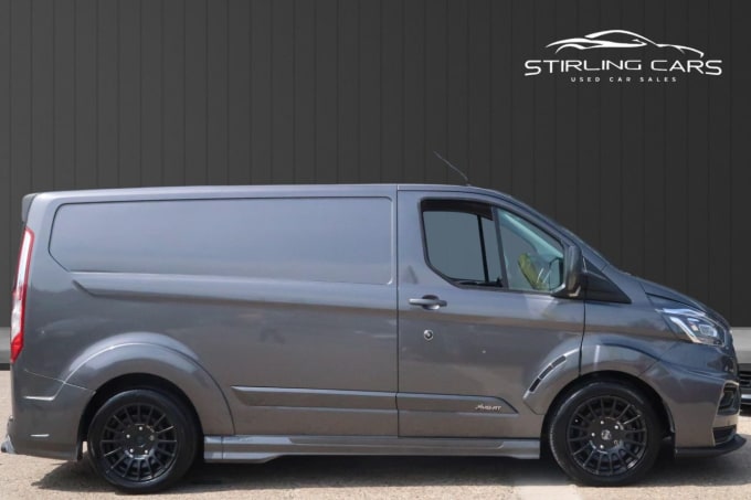 2025 Ford Transit Custom