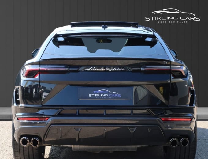 2025 Lamborghini Urus
