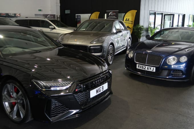 2025 Lamborghini Urus