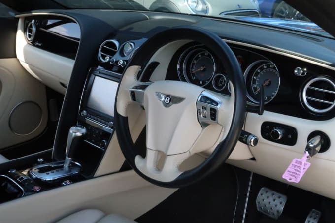 2025 Bentley Continental