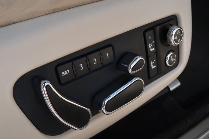 2025 Bentley Continental