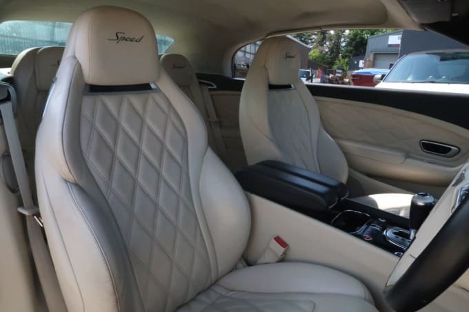2025 Bentley Continental
