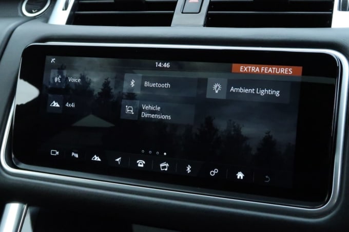 2025 Land Rover Range Rover Sport