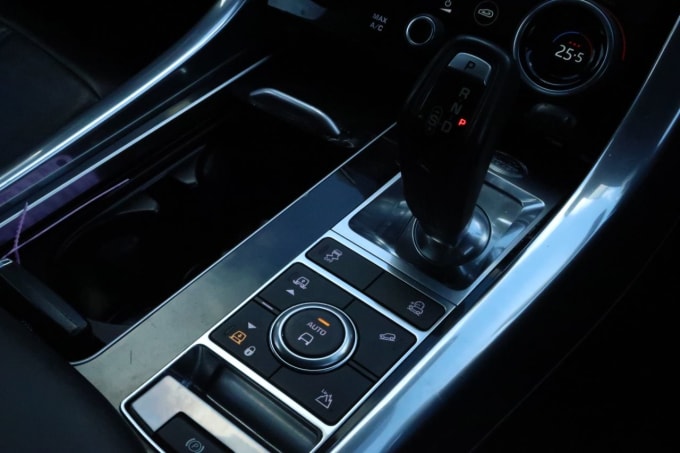 2025 Land Rover Range Rover Sport