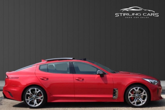 2025 Kia Stinger