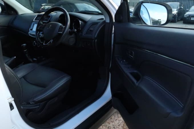 2025 Mitsubishi Asx