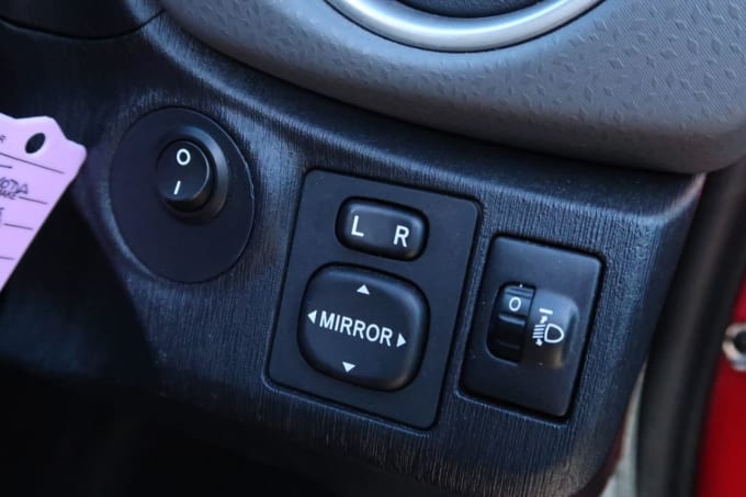 2025 Toyota Yaris