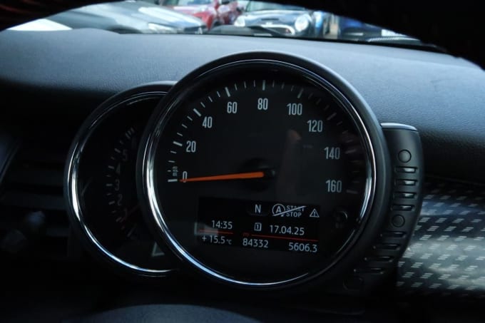 2025 Mini Hatch