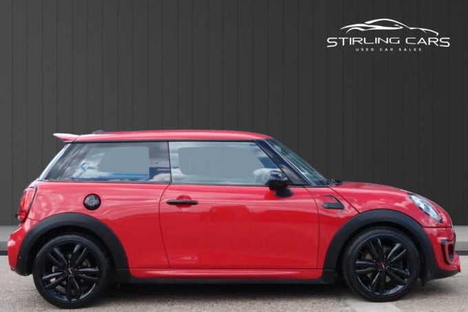 2025 Mini Hatch