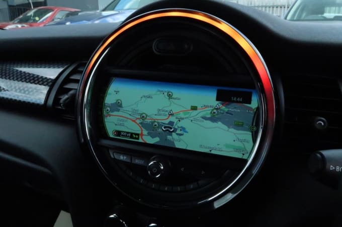 2025 Mini Hatch