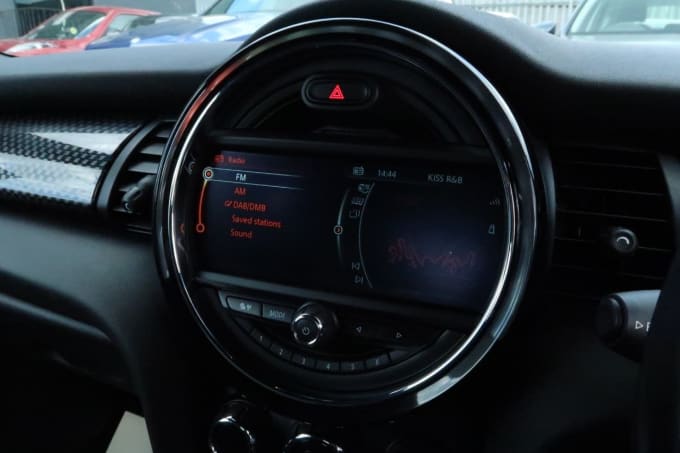 2025 Mini Hatch