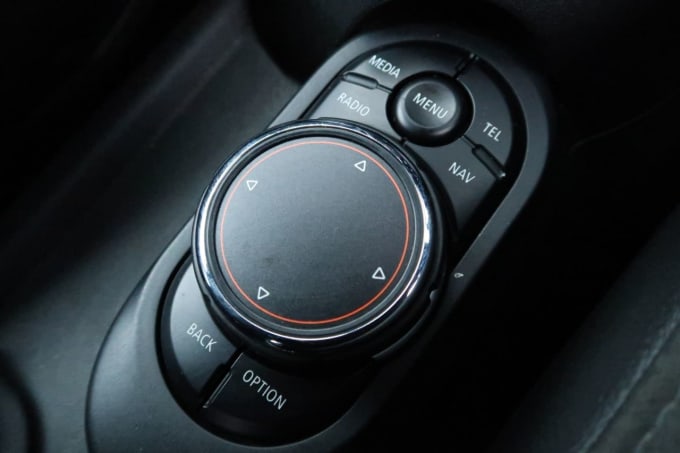 2025 Mini Hatch
