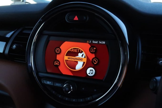 2025 Mini Hatch