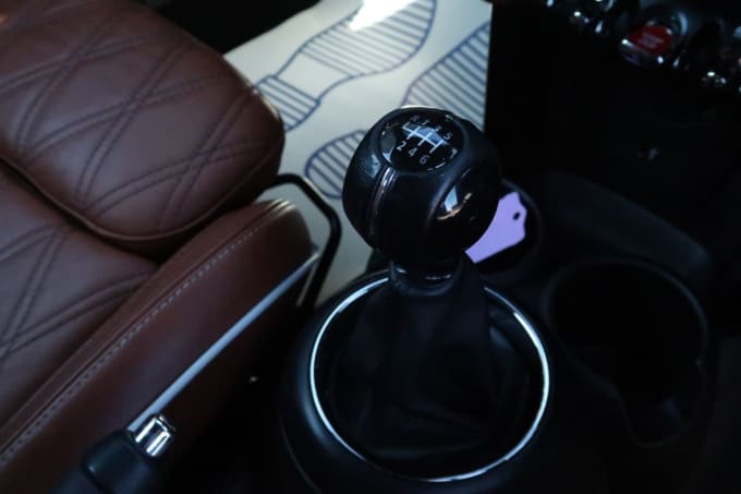 2025 Mini Hatch