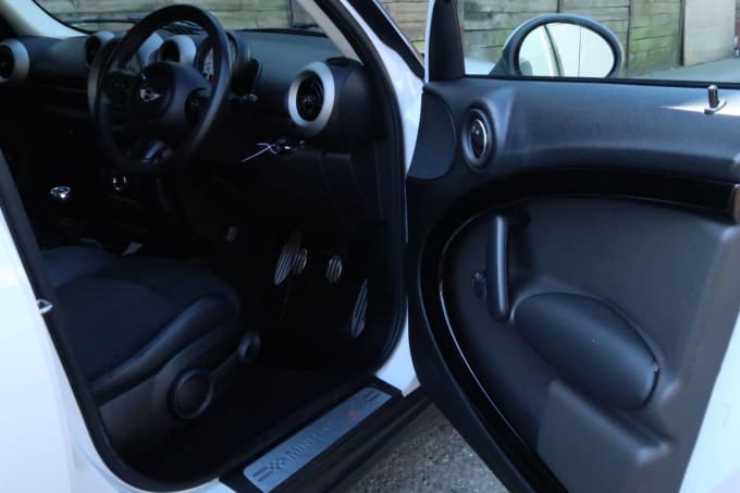 2025 Mini Countryman