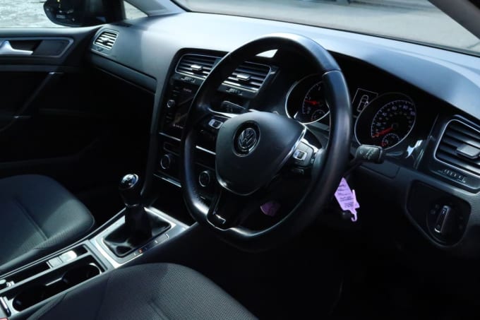 2025 Volkswagen Golf