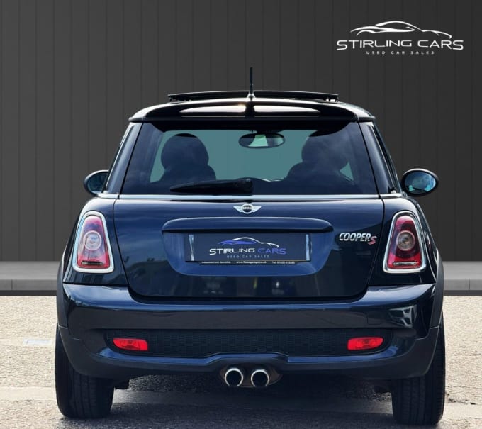 2025 Mini Hatch