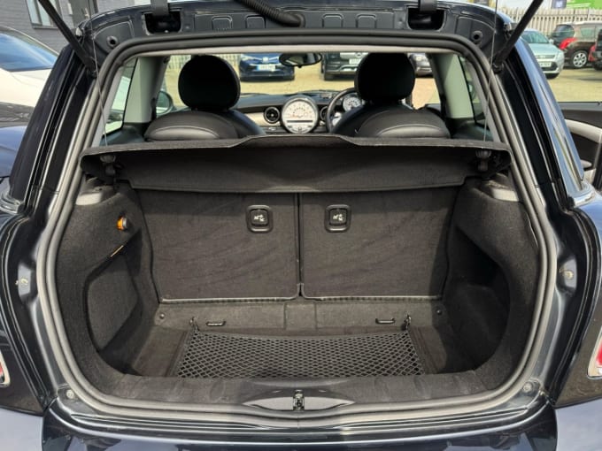 2025 Mini Hatch