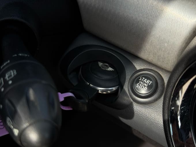 2025 Mini Hatch