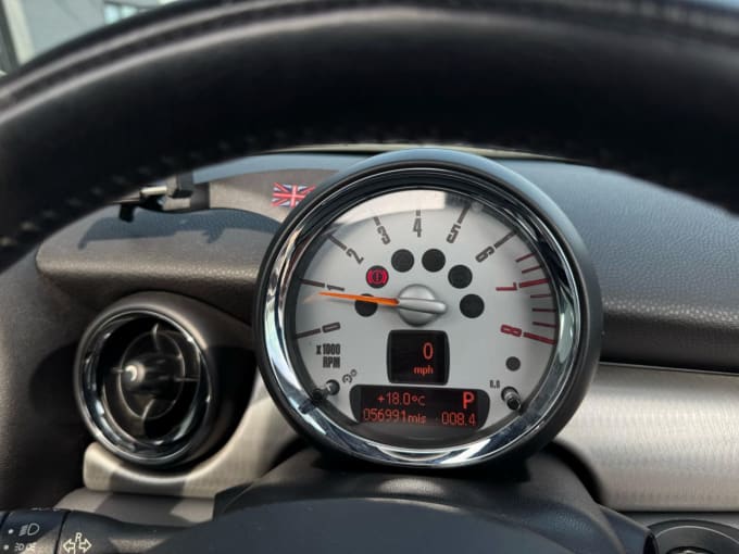 2025 Mini Hatch