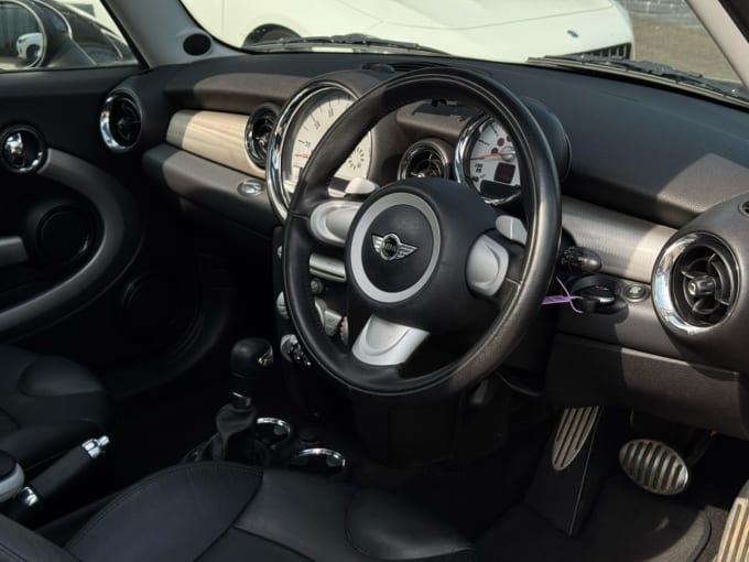 2025 Mini Hatch