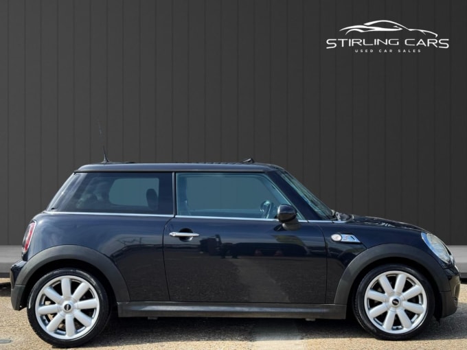 2025 Mini Hatch