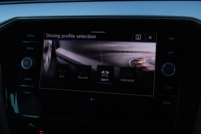 2025 Volkswagen Passat