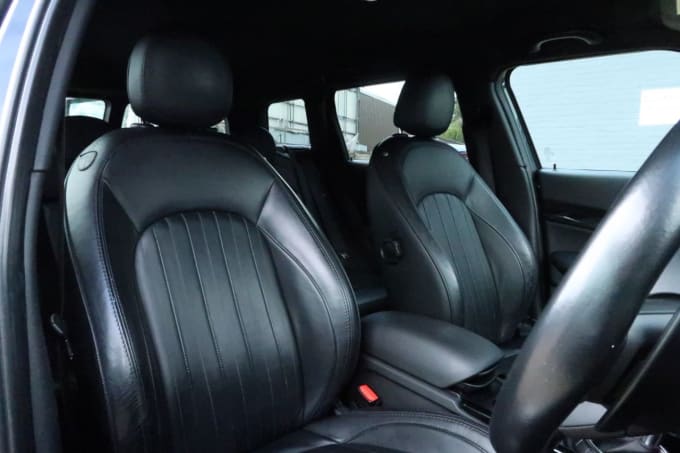 2025 Mini Clubman