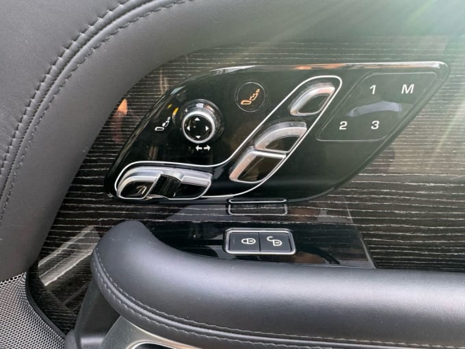 2025 Land Rover Range Rover