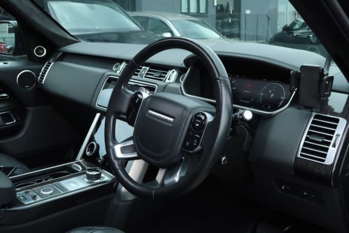 2025 Land Rover Range Rover