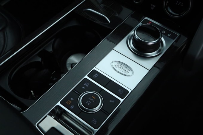 2025 Land Rover Range Rover