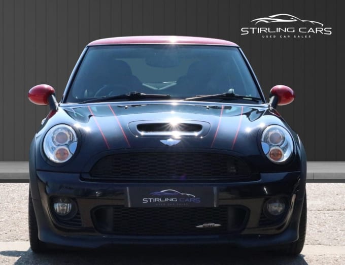 2025 Mini Hatch