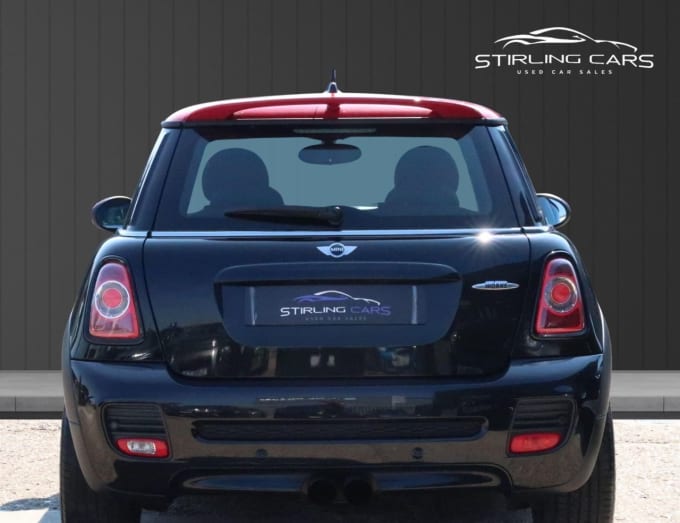 2025 Mini Hatch