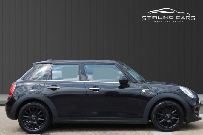 2025 Mini Hatch