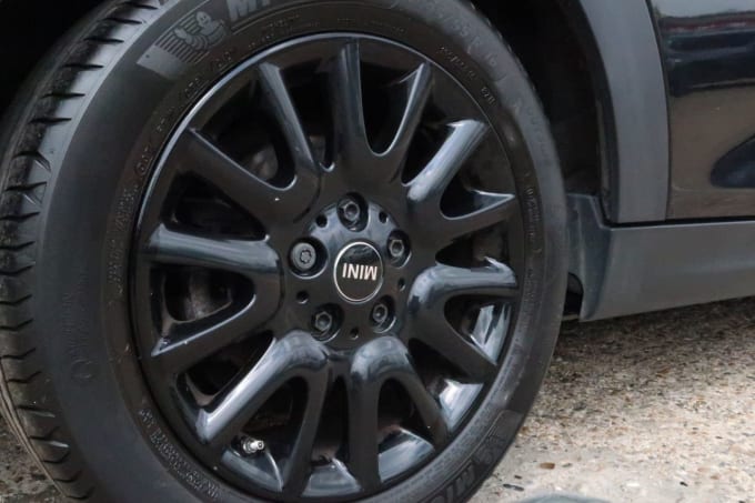2025 Mini Hatch