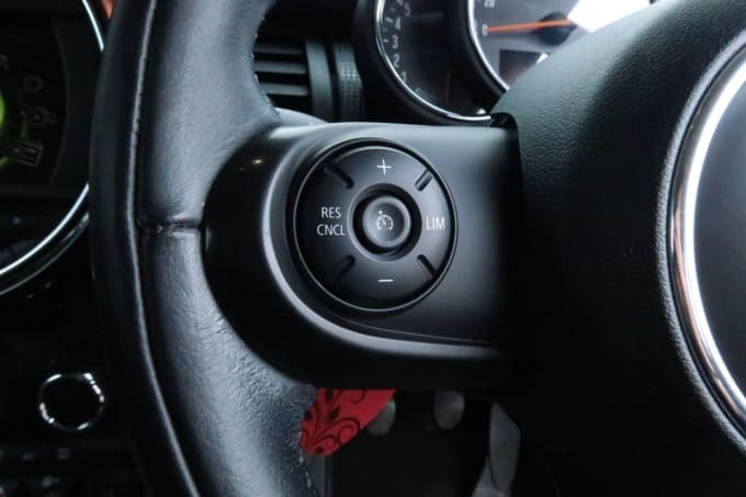 2025 Mini Hatch