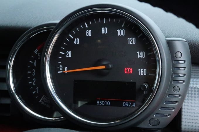 2025 Mini Hatch