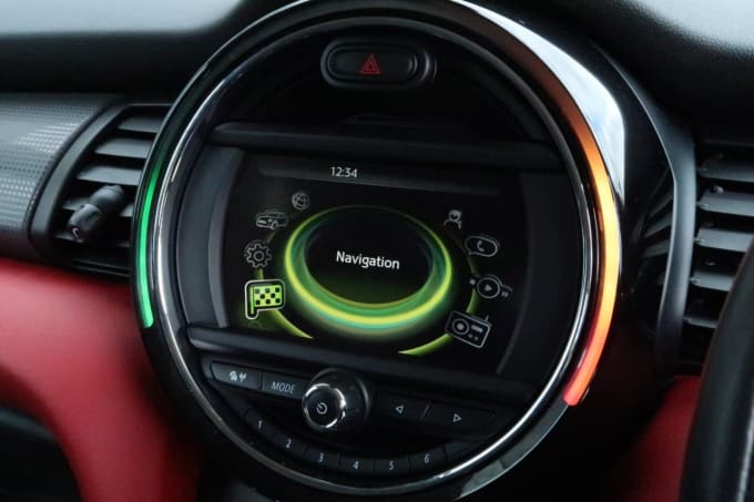 2025 Mini Hatch