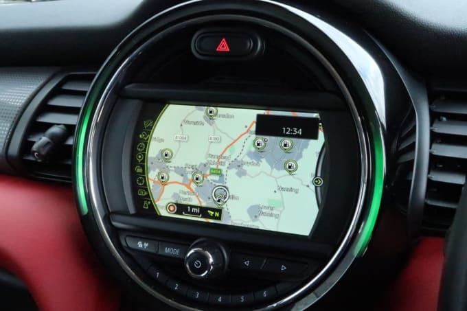 2025 Mini Hatch