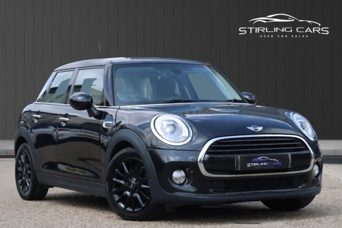 2025 Mini Hatch