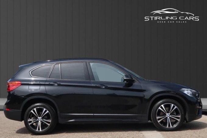 2025 BMW X1